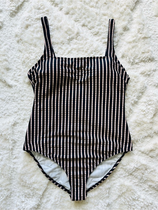 Shade & Shore Other - Shade & Shore Striped Ribbed Full Coverage One Piece Swimsuit Size M